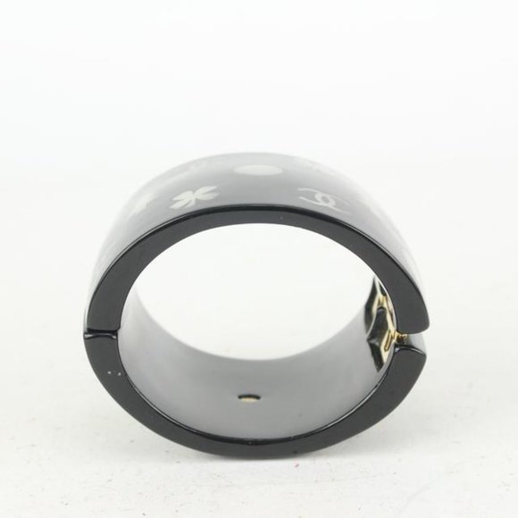 Chanel 05A Black Tree Clover CC Charm Cuff Bangle - Picture 11 of 12